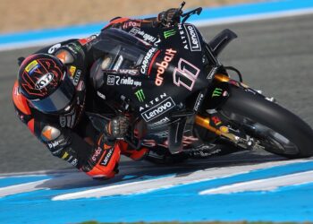WSBK, Test en Jerez: Bulega y Ducati lideran la tabla de tiempos en el primer día