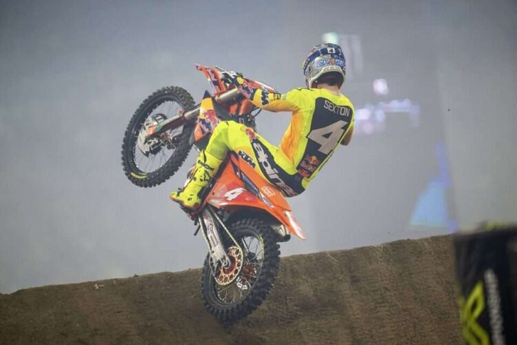 AMA Supercross: Enfrentamiento entre Sexton y Webb en Texas