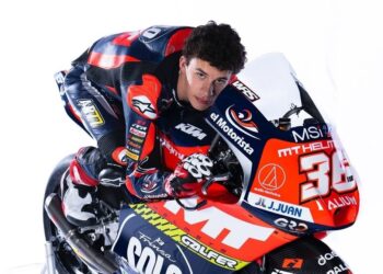 Moto3, Portimão: Ángel Piqueras, el más rápido antes de la lluvia
