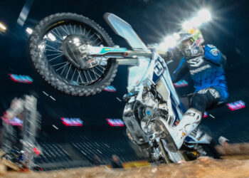 SuperEnduro: El triplete de Billy Bolt en Rumanía