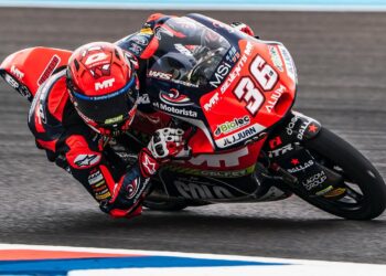 MotoGP: Moto3, Angel Piqueras empieza liderando en COTA en FP1
