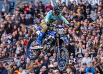 AMA Supercross, Seattle: Webb derrota a Sexton, ¡vaya duelo!
