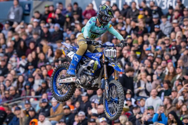 AMA Supercross, Seattle: Webb derrota a Sexton, ¡vaya duelo!