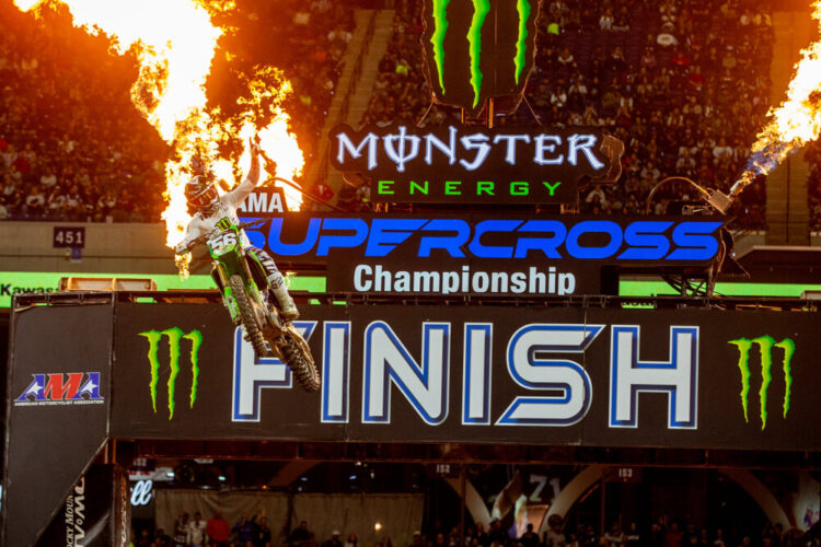AMA Supercross 250: Seth Hammaker gana el East/West Showdown
