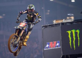 AMA Supercross: Cooper Webb domina en Indianápolis y se distancia