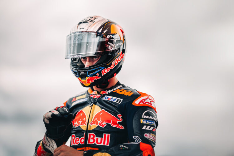 MotoGP: La presión de los neumáticos y »arm pump» limitan a Pedro Acosta