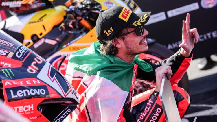 WSBK, Previa: Razgatlioglu o Bulega, ¿quién liderará el fin de semana de Portimão?