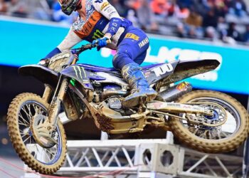 AMA Supercross: 250SX, Cole Davies impresionó y ganó en Filadelfia