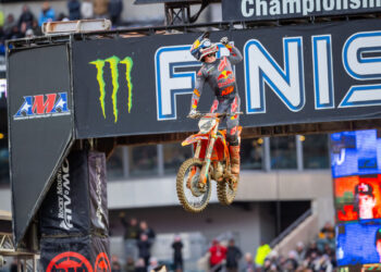 AMA Supercross: Chase Sexton gana y sólo 12 puntos le separan del líder, Cooper Webb