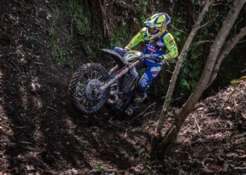 Mario Román gana el Hard Enduro de Oviedo