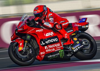 MotoGP Qatar, Carrera: Marc Márquez, el superviviente de un largo thriller