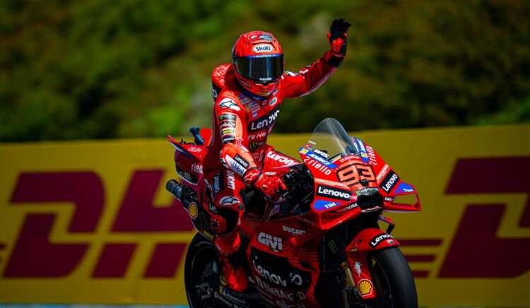 MotoGP, Jerez, Warm-up: Marc Márquez en cabeza