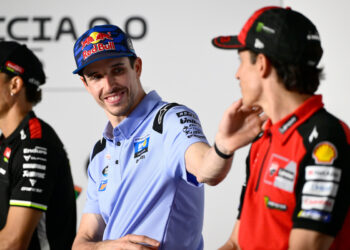MotoGP: ¿Y si…? ¿Qué podría pasar si los hermanos Márquez chocan en la carrera por el título?