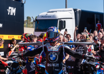 WSBK: Toprak Razgatlioglu supera a Carl Fogarty en la lista de victorias