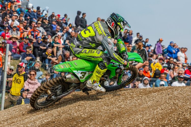 WSBK Assen, Carrera Superpole: Razgatlioglu gana, Bulega se retira