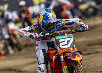 MX2: Langenfelder gana la carrera clasificatoria