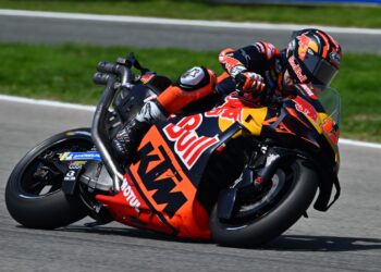MotoGP, Jerez Q1: Viñales y Bezzecchi pasan a la Q2
