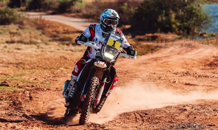 TT: Ross Branch gana la primera etapa del Rally Safari