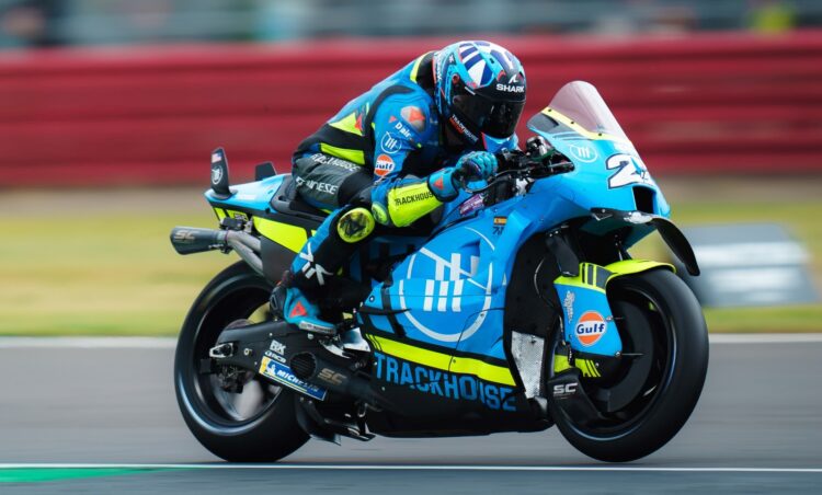 MotoGP Silverstone, Warm-Up: Fernández, el más rápido en una sesión mojada