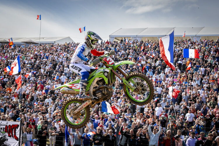 MXGP: El piloto local Romain Febvre gana en Ernée en una intensa batalla con Lucas Coenen