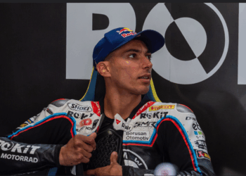 WSBK: Toprak Razgatlioglu con las «manos atadas» dice que «BMW aún tiene que aprender»