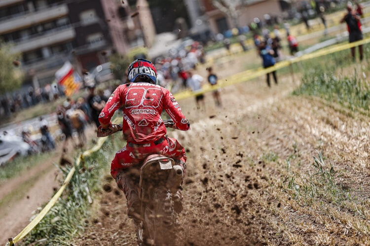 EnduroGP: Andrea Verona gana en España