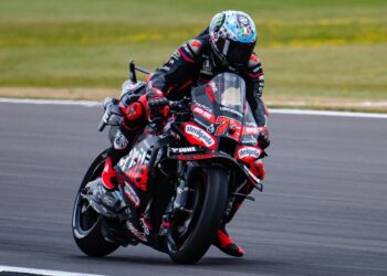 MotoGP Silverstone: Bezzecchi logra una victoria sorpresa después del drama de Fabio Quartararo