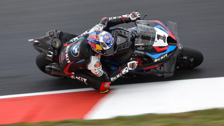 WSBK Most, FP3: Razgatlioglu dos décimas por delante de Bulega