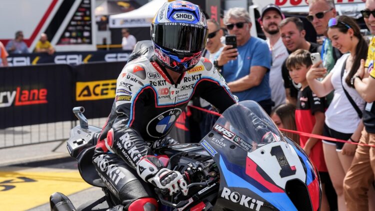 WSBK, Toprak Razgatlioglu (P3): “Espero una carrera muy difícil”