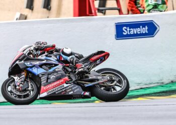 EWC, Spa tras 3 horas: BMW, bajo la lluvia, toma la delantera