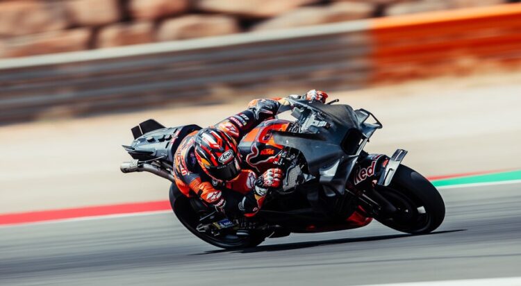 MotoGP: Viñales, el más rápido en los test de Aragón