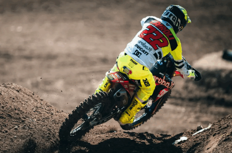 MXGP: El nueve veces campeón del mundo Tony Cairoli regresa