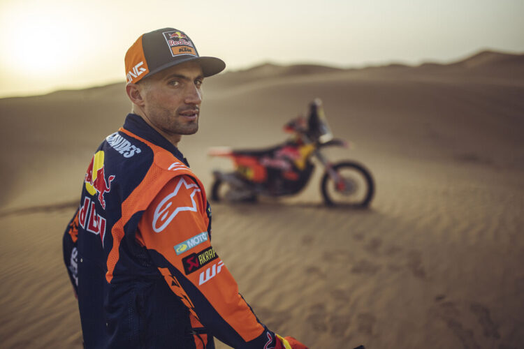 TT: Kevin Benavides anuncia su retirada del motociclismo