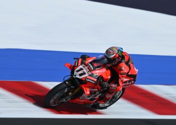 WSBK: El juego de las sillas musicales en WorldSBK, varios pilotos cerca de firmar