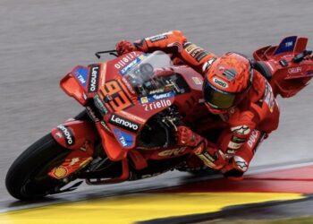 MotoGP, Sachsenring, Q2: La primera pole de Marc Márquez en mojado
